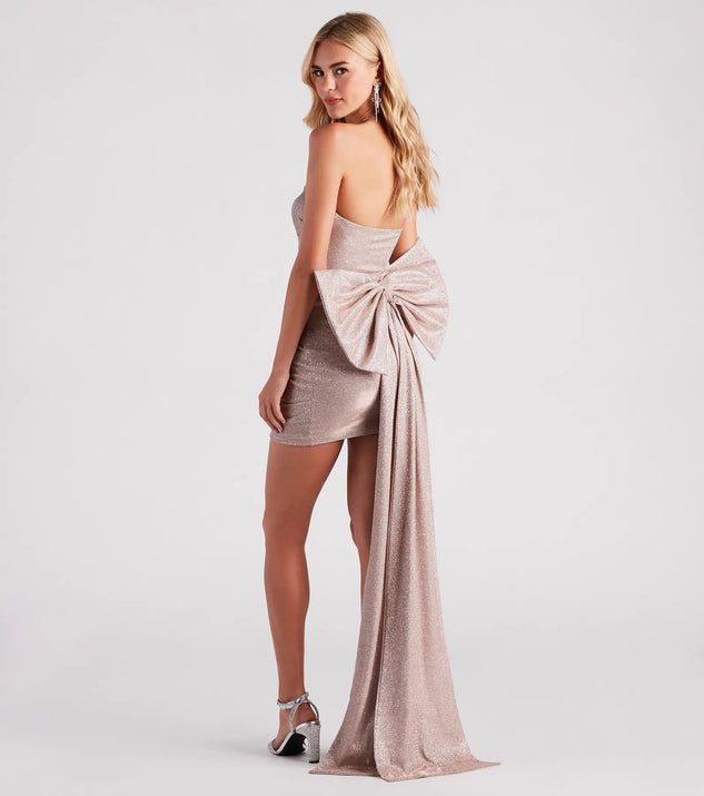 Make the big day unforgettable with the Marcy Glitter Bow Mini Party Dress, a gorgeous blush bridesmaid dress that balances elegance and affordability.