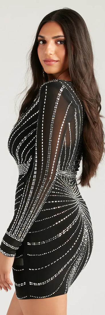 Own every entrance in the Rayna Iridescent Rhinestone Mesh Formal Mini Dress, a black party dress perfect for milestone birthdays and grad parties, or dancing through summer nights and unforgettable bachelorette celebrations.