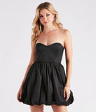 Step into seasonal chic with the Colleen Taffeta Strapless Bubble Hem Dress, a multi-color mini dress featuring an above-the-knee cut ideal for cocktail parties, festive gatherings, or clubwear.