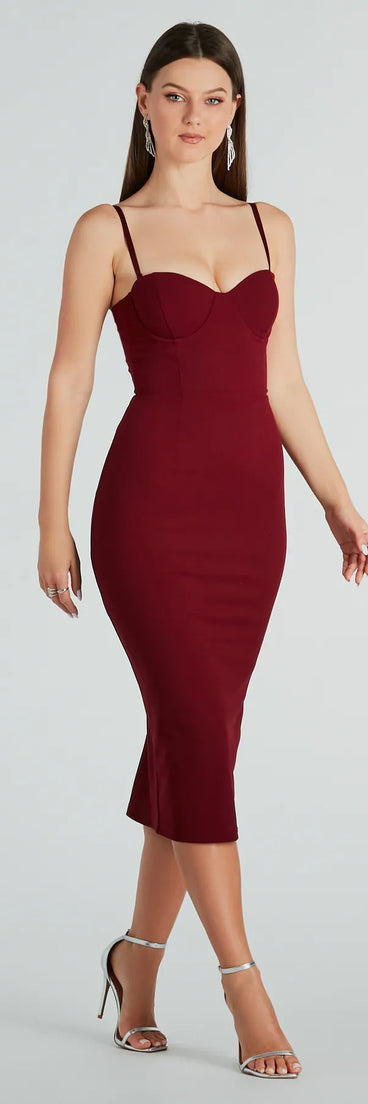 The midi dress length on the Emmy Formal Corset Bodycon Midi Dress provides an elevated silhouette perfect for any party, occasion, or everyday styling.