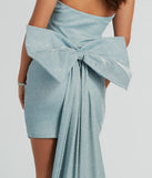 Step into the Prom 2025 dance in the Marcy Glitter Bow Mini Party Dress in light blue, a stunning blue prom dress designed to complement any theme with its timeless allure and statement-making style.
