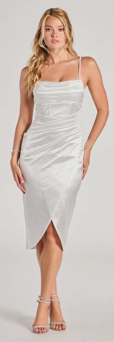 Step into milestone moments with the Mira Glitter Satin Corset Midi Dress, a standout in white dresses perfect for birdal showers, Easter celebrations, and 2025 grad looks.