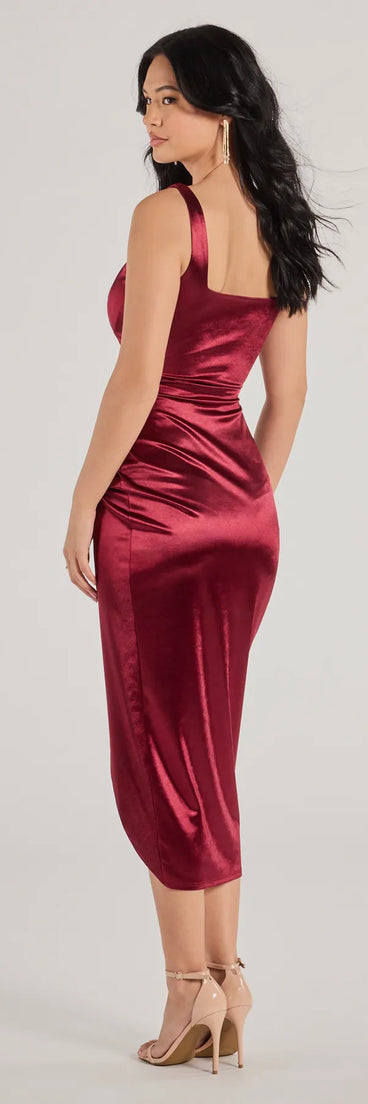 Own the evening in the Samantha Formal Satin Midi Dress in wine, a sultry cocktail dress perfect for rooftop parties and stylish soirées.