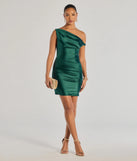 Make a bold statement in the Marleigh Satin Off-Shoulder Mini Dress in hunter green, the perfect green dress for weddings, cocktail hours, nights out, and/or seasonal celebrations.