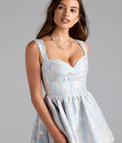 Shine with confidence, elegance, and standout style in the Cassie Corset Floral Jacquard Party Skater Dress—a light blue graduation dress designed with a fresh silhouette and the latest trends.