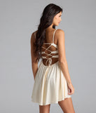 Own every entrance in the Jianna Floral Satin Short A-Line Dress, a ivory party dress perfect for milestone birthdays and grad parties, or dancing through summer nights and unforgettable bachelorette celebrations.