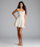 Own every entrance in the Jianna Floral Satin Short A-Line Dress, a ivory party dress perfect for milestone birthdays and grad parties, or dancing through summer nights and unforgettable bachelorette celebrations.