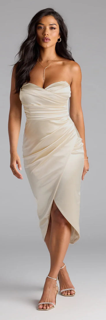 Feel instantly put-together in the Sianna Strapless Bodycon Satin Midi Formal Dress in ivory, a stylish wedding guest dress designed for confident style and all-out celebration.