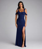 A stunning pick for an engagement photoshoot outfit or autumn wedding guest dress, this fall formal dress showcases the Fay Off The Shoulder Faux Pearl Mermaid Dress in navy blue with a graceful silhouette that captures the moment.