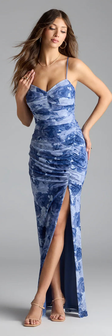 Feel instantly put-together in the Claudia Lace-Up Slit Floral Formal Dress in blue, a summer wedding guest dress designed for confident style and all-out celebration.