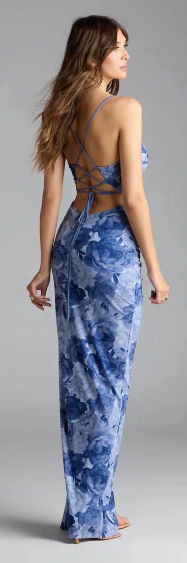 Own the spotlight in the Claudia Lace-Up Slit Floral Formal Dress, a blue formal dress crafted to deliver luxe style for summer weddings, Army Balls, or any special event.