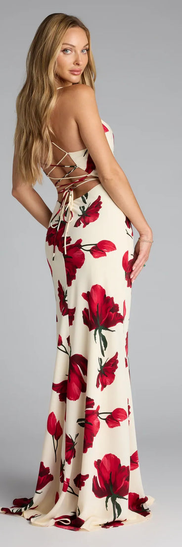 Style your seasonal looks with the Rowyn Floral Lace-Up Mermaid Formal Dress, a trend-right, ivory fall dress designed for any plan on your calendar with new and unqiue details.