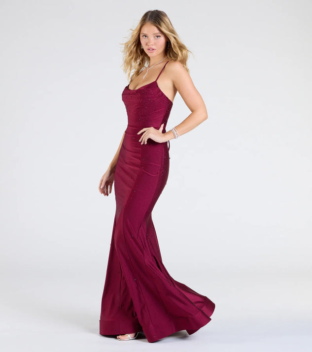 Make the big day unforgettable with the Marva Lace-Up Rhinestone Mermaid Formal Dress, a gorgeous wine bridesmaid dress that balances elegance and affordability.