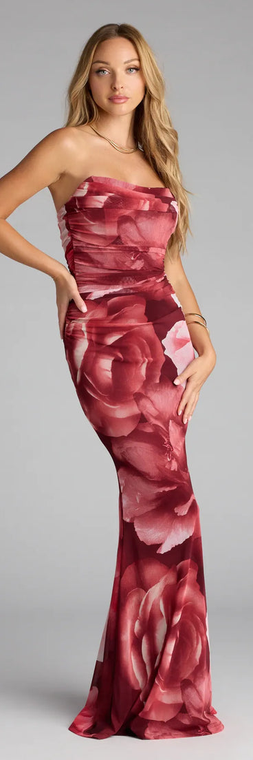 The Danielle Floral Strapless Mermaid Formal Dress is your new go-to rust dress—effortless, versatile, and made to update your fall style in seconds.