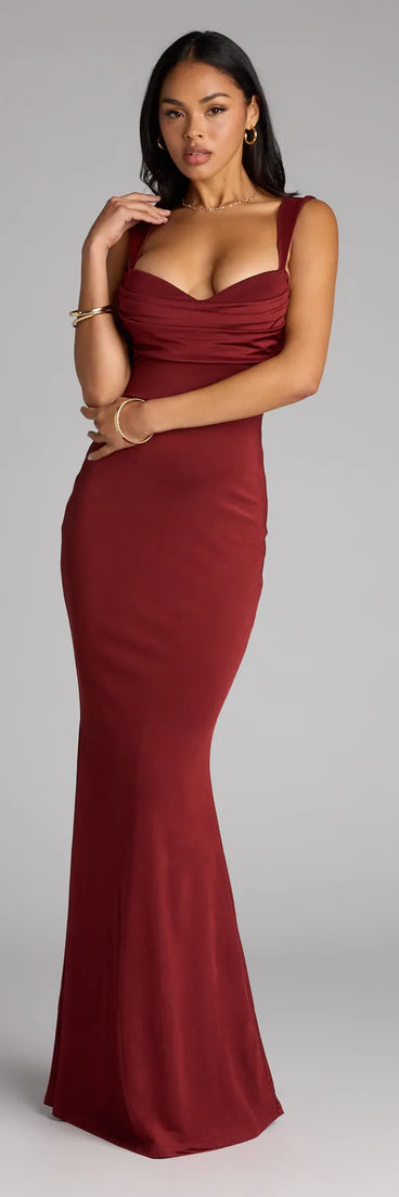 The Aden Cutout Back Mermaid Formal Dress is your new go-to rust dress—effortless, versatile, and made to update your fall style in seconds.