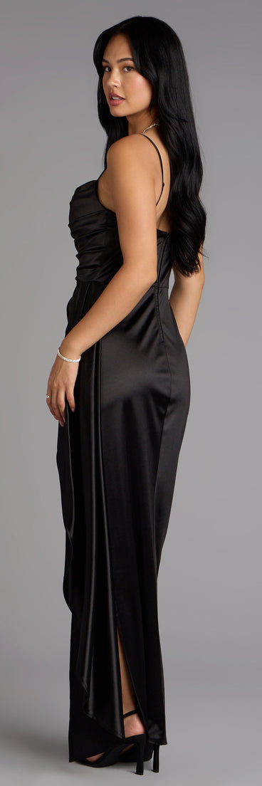 The Danika Satin Mermaid Sash Formal Dress is your new go-to Windsor dress—effortless, versatile, and made to update your fall style in seconds.