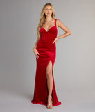 Style your seasonal looks with the Amberlyn Velvet Corset Mermaid Formal Dress, a trend-right, fall dress designed for any plan on your calendar with new and unqiue details.
