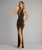 Style your seasonal looks with the Martha Flocked Floral Velvet Mermaid Formal Dress, a trend-right, fall dress designed for any plan on your calendar with new and unqiue details.