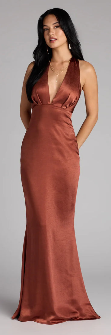 The Erika Halter Satin Column Formal Dress is your new go-to brown dress—effortless, versatile, and made to update your fall style in seconds.