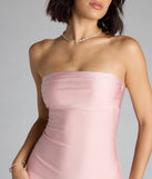 A stunning pick for an engagement photoshoot outfit or autumn wedding guest dress, this fall formal dress showcases the Cheryl Strapless Slit Mermaid Formal Dress in pink with a graceful silhouette that captures the moment.