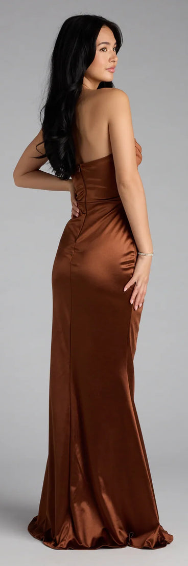 Style your seasonal looks with the Elani Satin Mermaid Formal Dress, a trend-right, brown fall dress designed for any plan on your calendar with new and unqiue details.