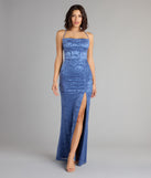 Style your seasonal looks with the Kehlani Formal Floral Lace Slit Mermaid Dress, a trend-right, fall dress designed for any plan on your calendar with new and unqiue details.