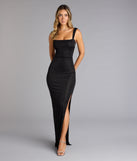 The Brittney Lace-Up Slit Bodycon Glitter Formal Dress is your new go-to Windsor dress—effortless, versatile, and made to update your fall style in seconds.