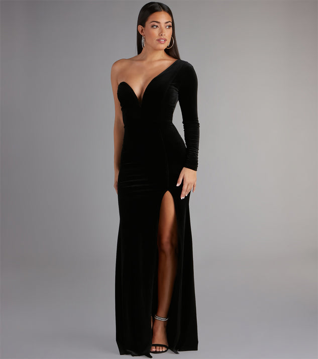 Cheyenne Formal One-Shoulder Velvet Dress