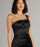 Feel ready for every dance floor moment or feed-worthy reel in the Kathie Formal Satin One-Shoulder Dress, a homecoming dress designed to own your moment.