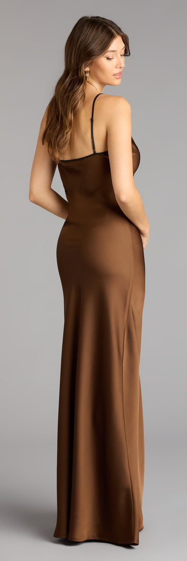 The Blaire Satin Keyhole Slip Formal Dress is your new go-to Windsor dress—effortless, versatile, and made to update your fall style in seconds.