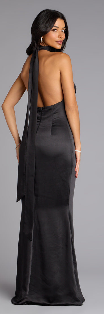 The Erika Halter Satin Column Formal Dress is your new go-to Windsor dress—effortless, versatile, and made to update your fall style in seconds.
