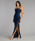The Stefani Lace-Up Slit Formal Dress is your new go-to Windsor dress—effortless, versatile, and made to update your fall style in seconds.