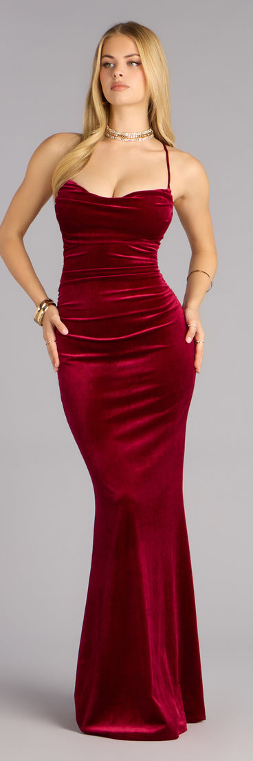 Feel polished and confident in the Daphne Velvet Lace-Up Mermaid Formal Dress, a wine prom dress designed with luxe fabric and modern detail that shows off your vibe.