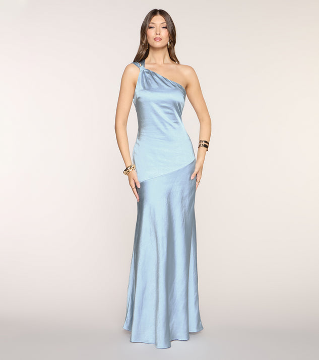 Chelsea Satin Open Back Formal Dress in Light Blue | Size: M | Satin Fabric | Windsor Chelsea Satin Open Back Formal Dress in Light Blue | Size: M | Satin Fabric | Windsor