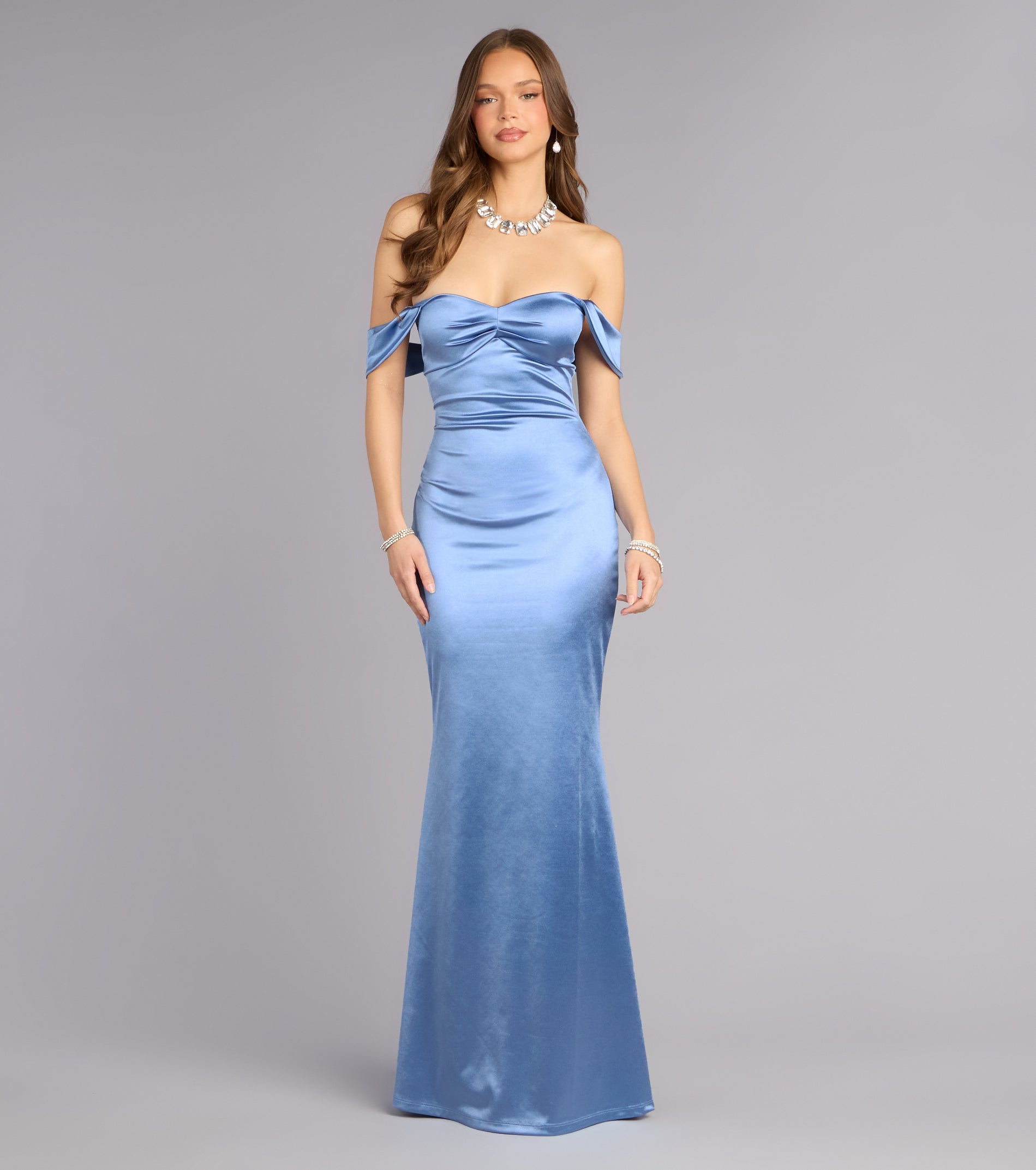 7月末販売終了 新品 MADISON BLUE SPEEDO プールサイドドレス Melodie Satin Off-Shoulder Formal Dress | Windsor