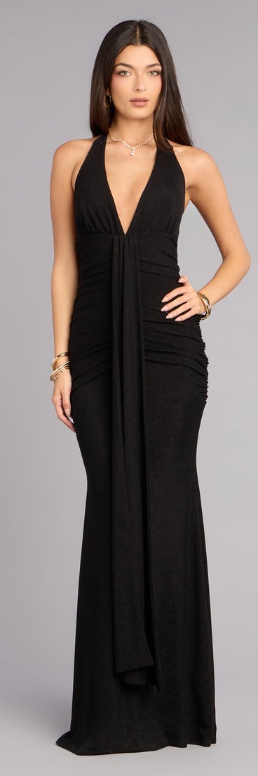 Own Prom 2026 in the Laney Plunging Halter Mermaid Dress, a black prom dress designed with a flattering silhouette and elevated details that feel modern and true to your style.