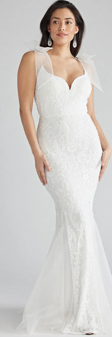 Lola Plunging Halter Geometric Glitter Formal Dress