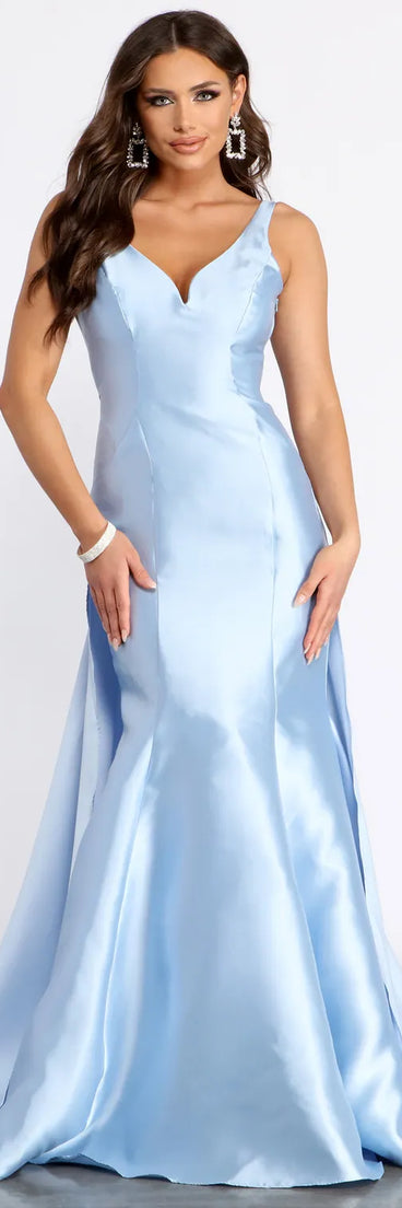Brenda Back Bow Satin Train Dress