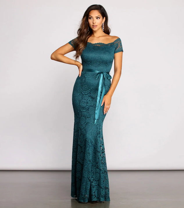 Tia Formal Off The Shoulder Scalloped Lace Dress