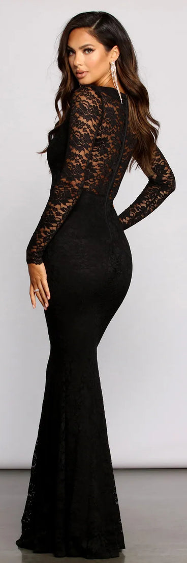 Priscilla Scalloped Lace Boat Neck Mermaid Dress