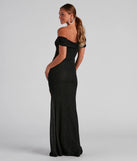 Celebrate in style with the Meryl Formal Glitter Long Dress, a black formal wedding guest dress featuring an elegant silhouette and luxe details, perfect for a black-tie celebration.