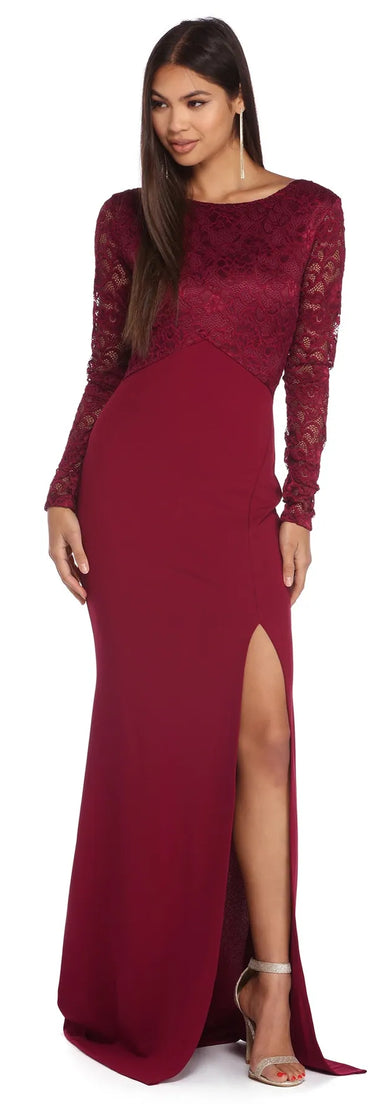 Gwen Scalloped Lace Dress