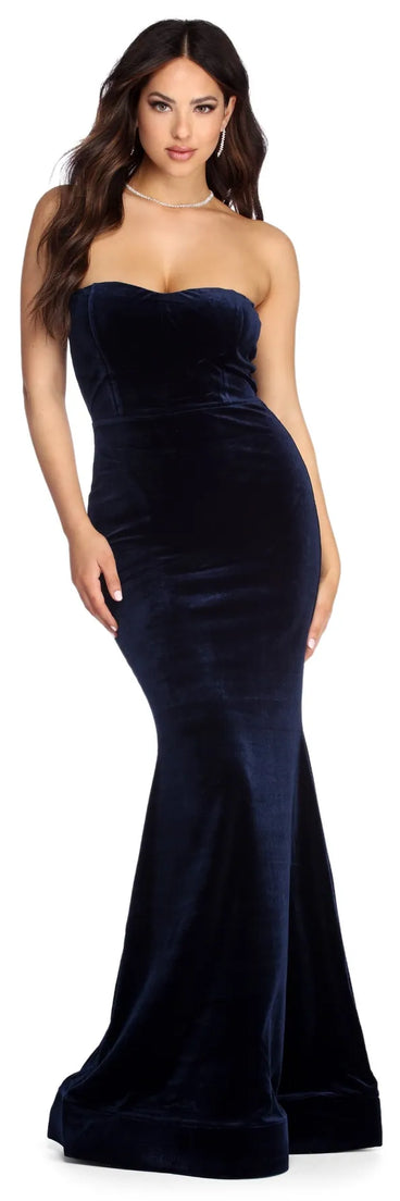 Kimberly Velvet Sweetheart Dress