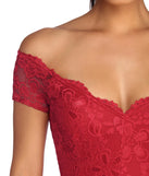 Keisha Formal Scalloped Lace Dress