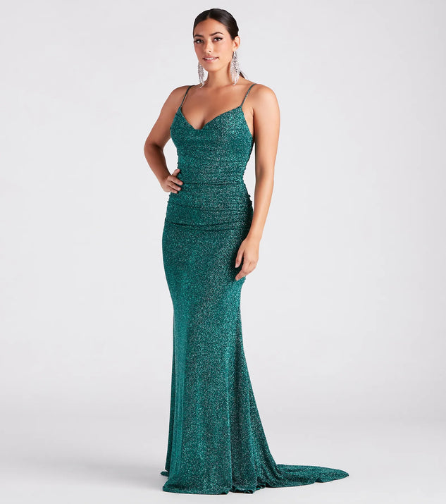 With textured fabric and festive style, this hunter green formal dress is perfect for standing out at Christmas gatherings, holiday parties, and New Year's Eve celebrations.