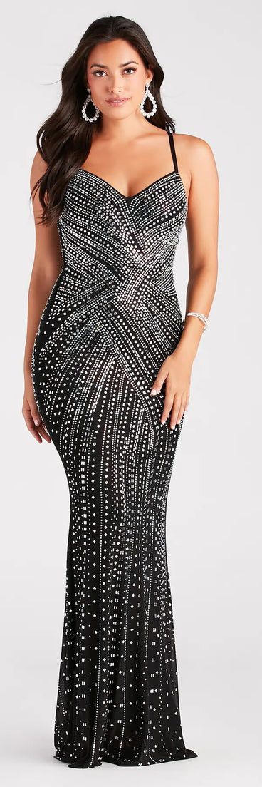 Step into 2025 in style with the Josselyn Formal Rhinestone Slim Long Dress —a stunning black NYE dress that combines elegant design details with a glam look, perfect for formal events and intimate gatherings.