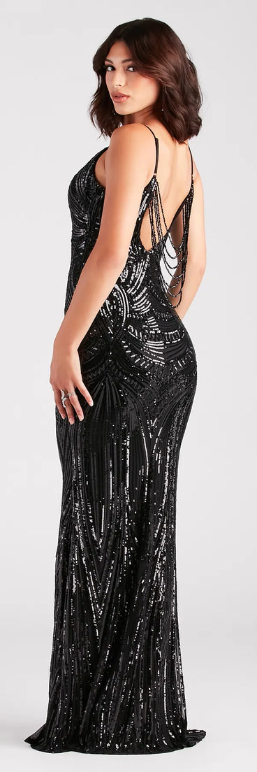 The Pauline Formal Sequin Draped Bead Bodycon Dress is a show-stopping black homecoming dress, offering a sleek, slimming silhouette that enhances your natural beauty for an unforgettable night.