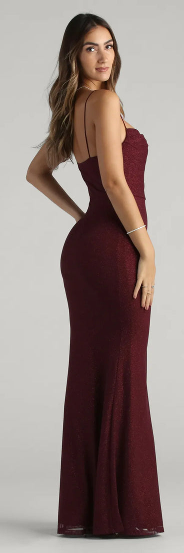 Own your moment in the Addison Glitter Mesh Formal Dressin wine, a standout 2025 Homecoming Dress that captures all the glam and energy of the night.