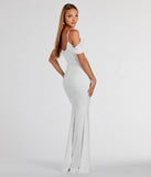 Make the big day unforgettable with the Charlene Formal Faux Pearl Mesh Mermaid Dress, a gorgeous white bridesmaid dress that balances elegance and affordability.