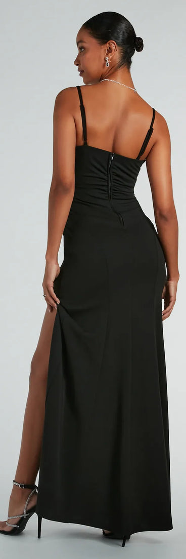 Revamp your 2025 wardrobe with this chic addition, the Hillary Sweetheart A-Line Crepe Formal Dress in black, perfect for elevating your style in the new year.